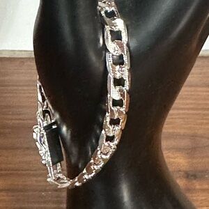 Elegant Silver Chain Bracelet